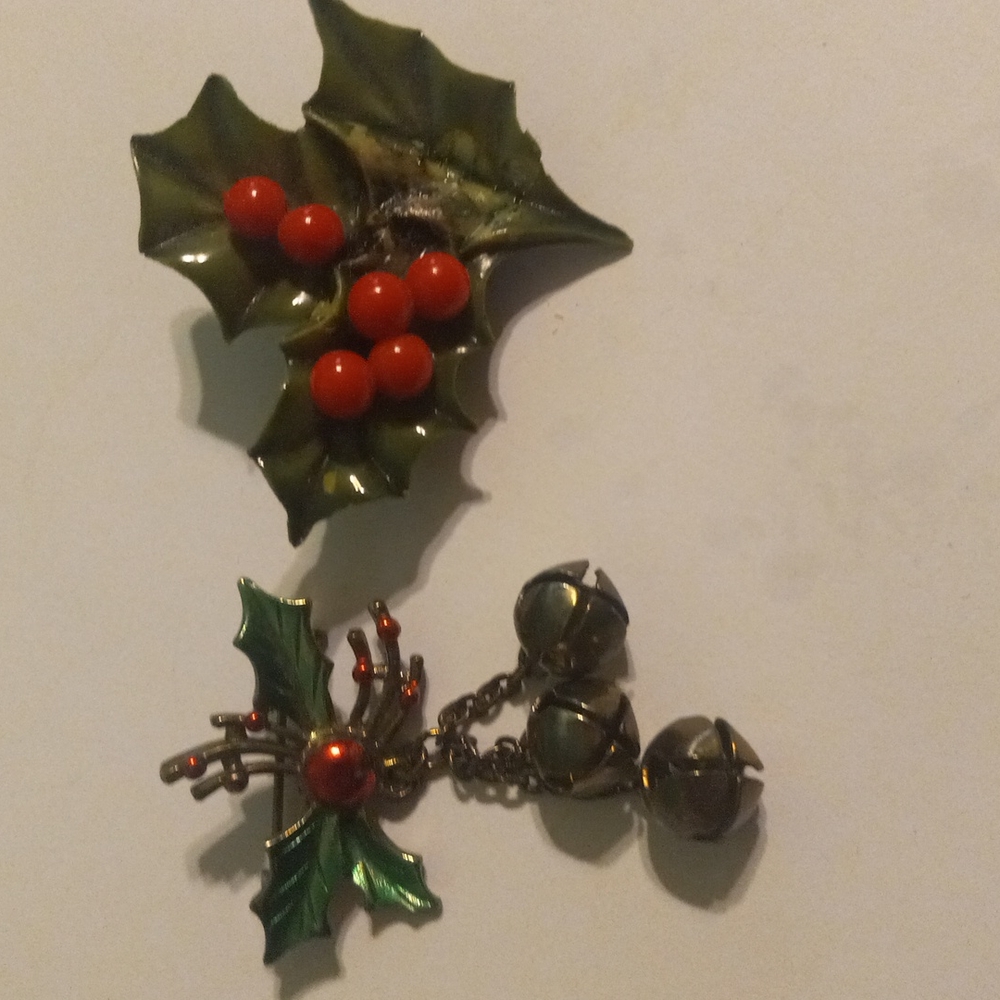 Holiday pins